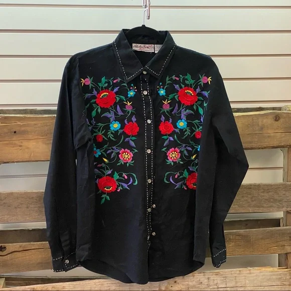 Black ADOBE ROSE long sleeve shirt - Picture 1 of 3